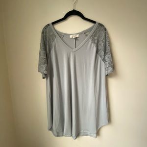 Lacy Sleeve Tee